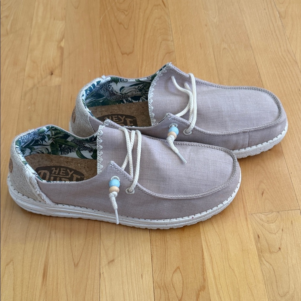 Hey Dude Women's size 8 Light Taupe Flats with White Accents